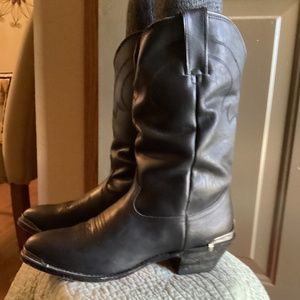 Women’s COWTOWN Western boots, size 9.5